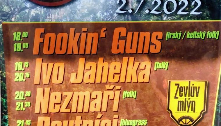 FOLKOVÉ ZEVLOVÁNÍ