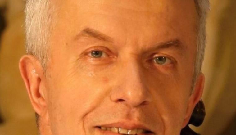 NOVOROČNÍ KONCERT JAROSLAVA SVĚCENÉHO VE VELEŠÍNĚ