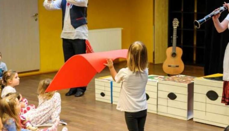Hudebně vzdělávací pohádka „Jak se Honza učil muzikantem“