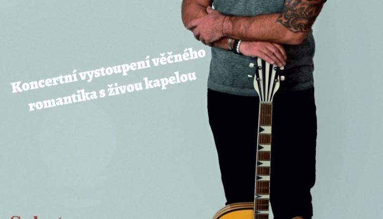 Jakub Smolík s kapelou