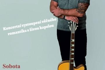 Jakub Smolík s kapelou